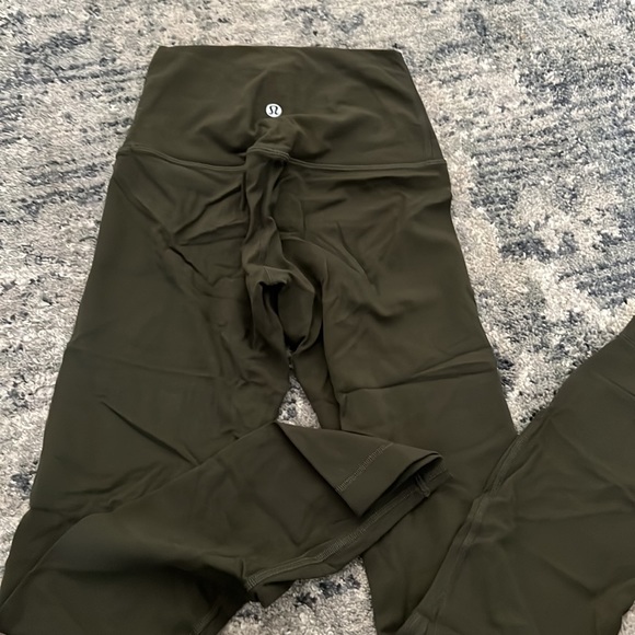 Army green lululemon leggings size 2 EUC - Picture 3 of 7